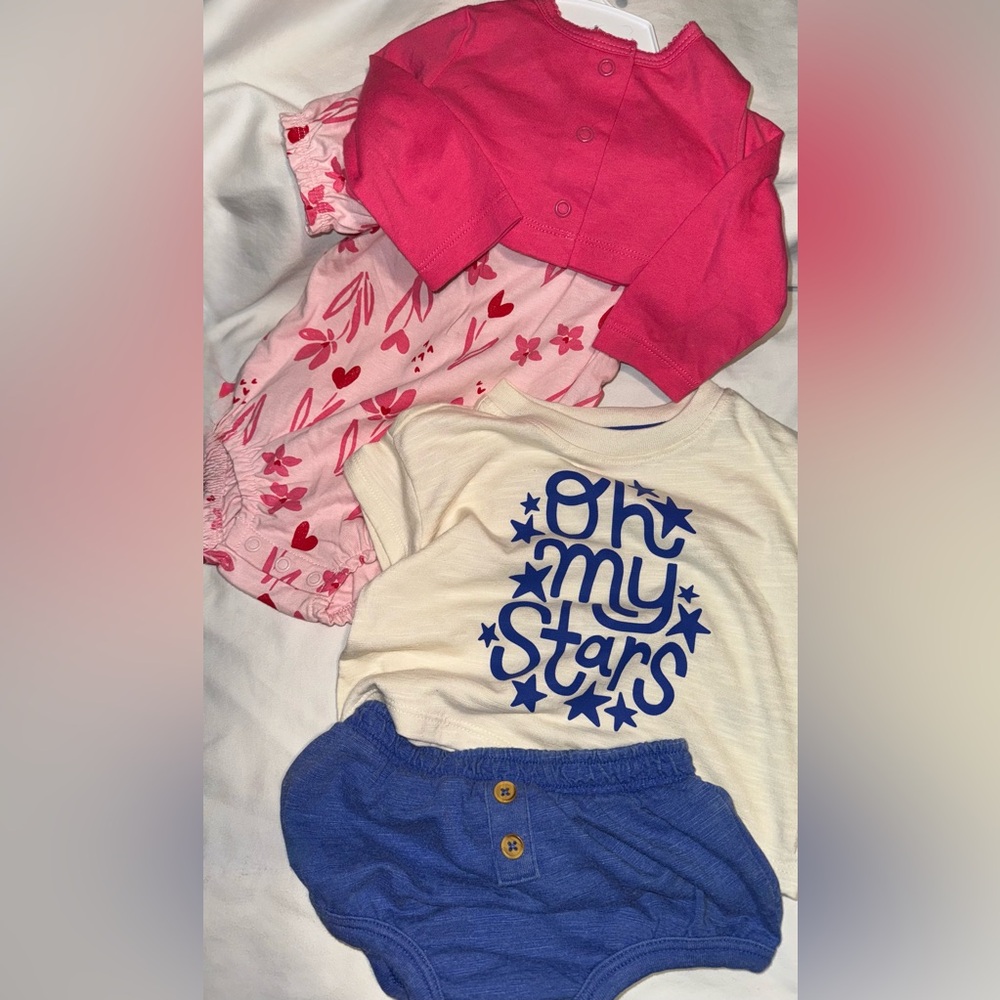 Girls Bundle  Floral and Star Print, Two Outfit Sets, Size 3-6 Months, NEW